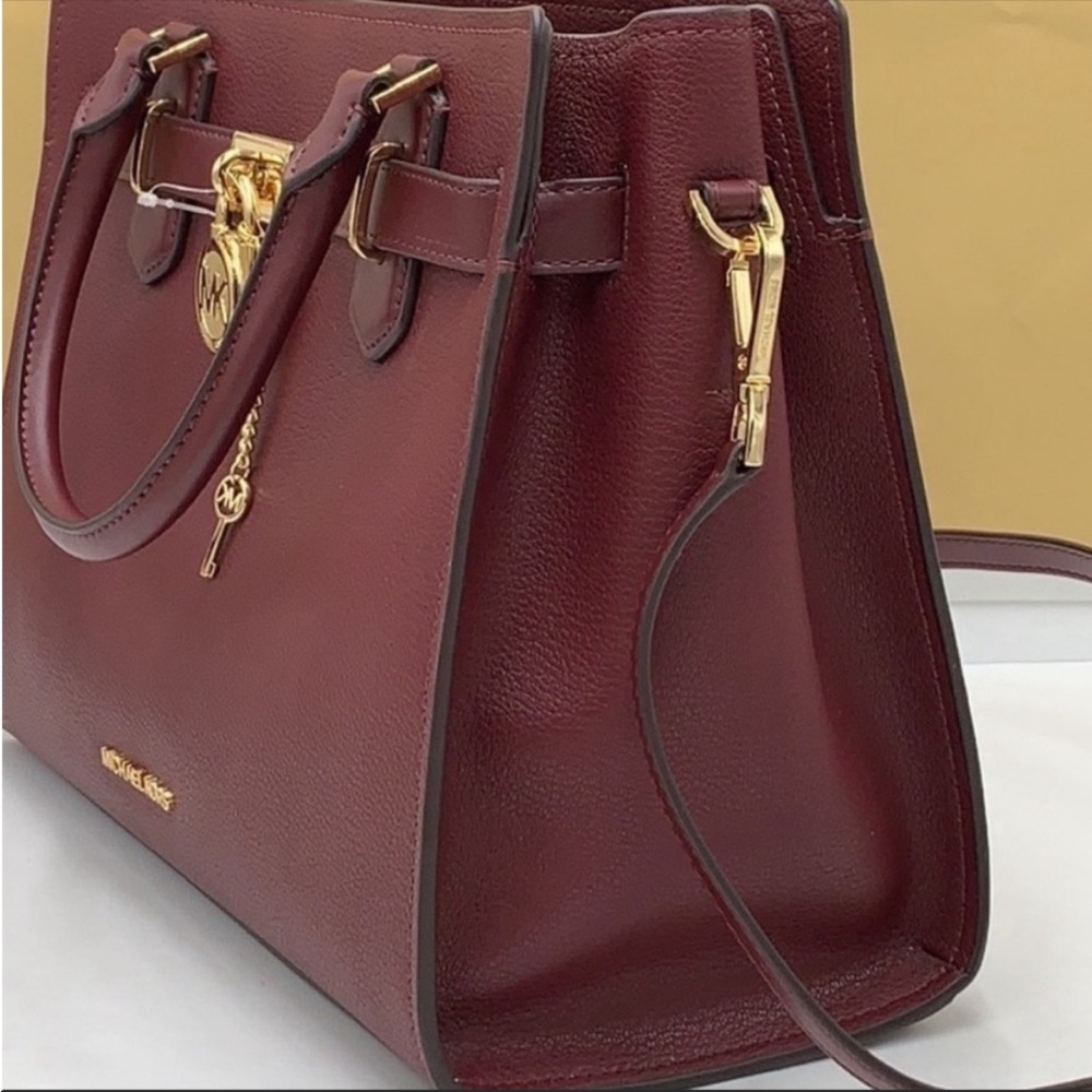 Michael Kors Hamilton Meidum
Satchel Shoulder Crossbody Bag
Merlot - Picture 7 of 15